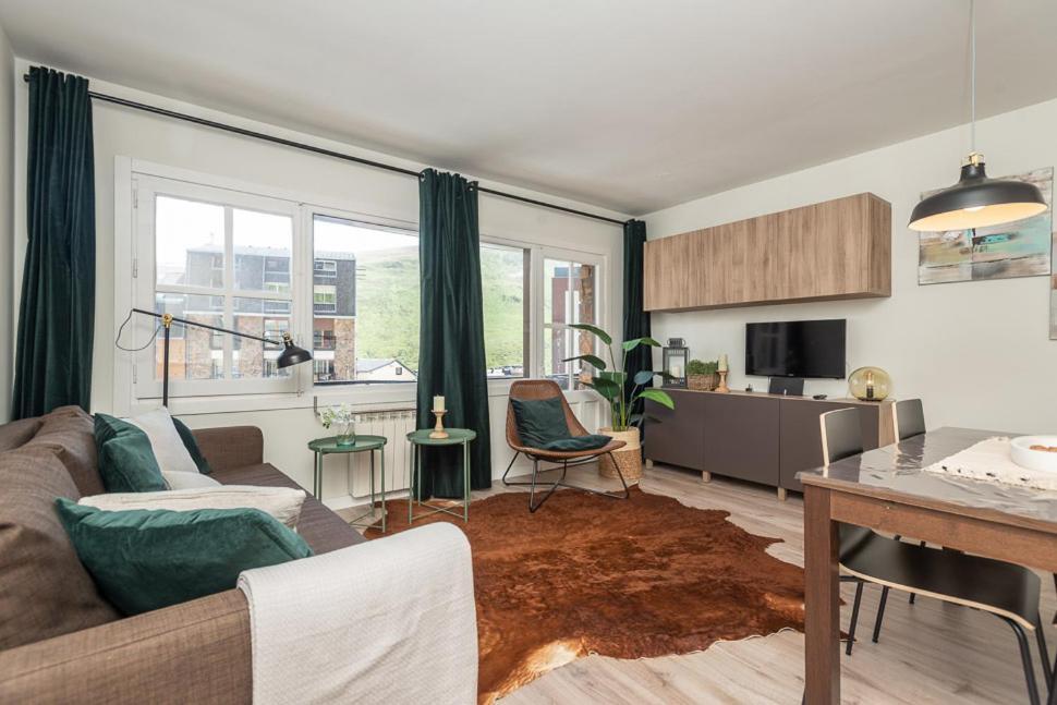 Apartament Mikka-Mundial Luxe Pas De La Casa Zewnętrze zdjęcie